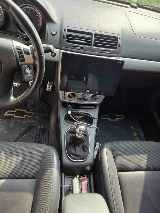 2009 Chevrolet Cobalt 1st Gen - Image 3 of 16