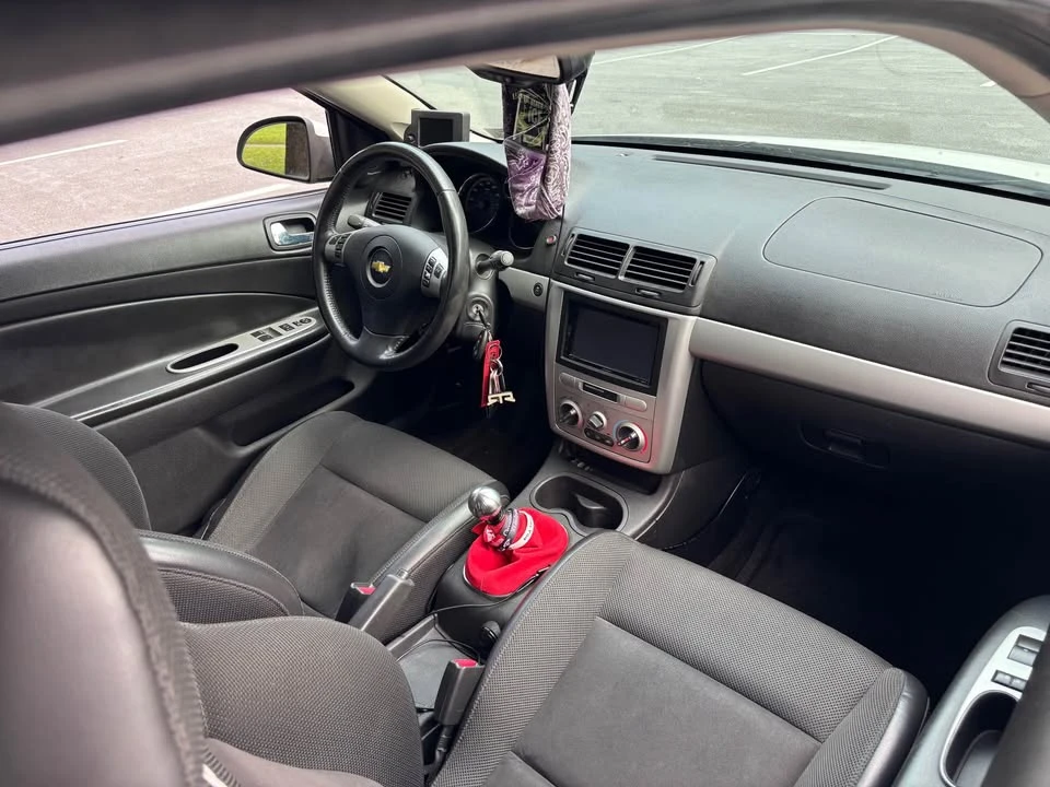 2009 Chevrolet Cobalt 1st Gen - Image 2 of 17