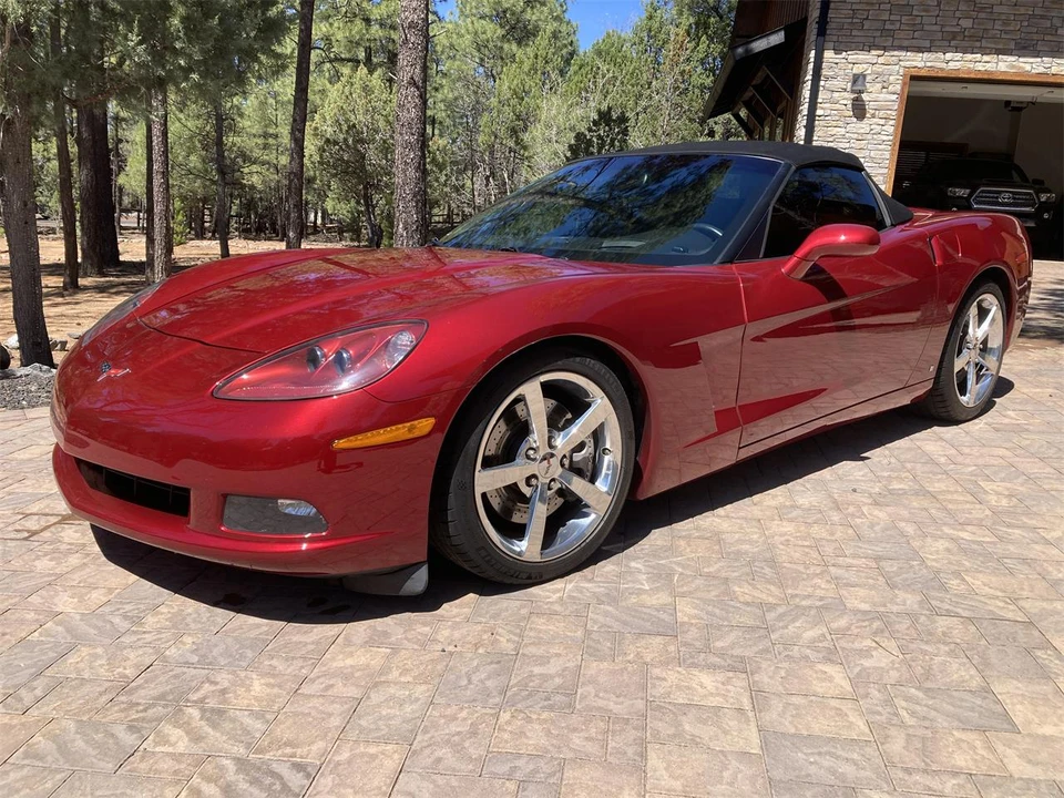 2009 Chevrolet Corvette C6 - Image 2 of 31