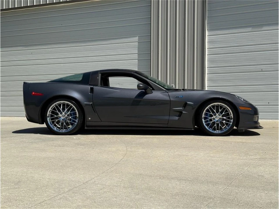 2009 Chevrolet Corvette C6 - Image 19 of 31
