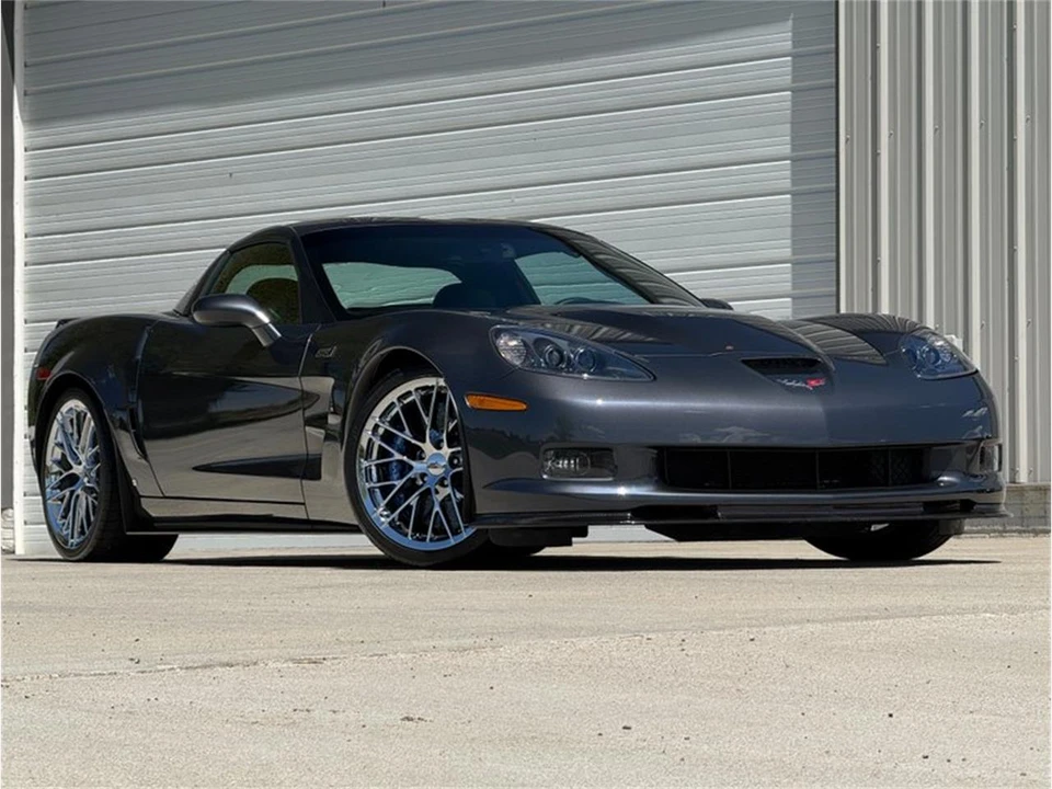 2009 Chevrolet Corvette C6 - Image 4 of 31