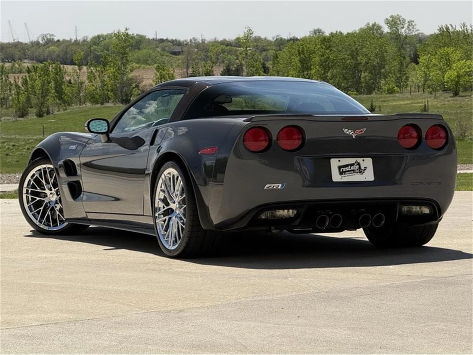 2009 Chevrolet Corvette C6 - Image 28 of 31