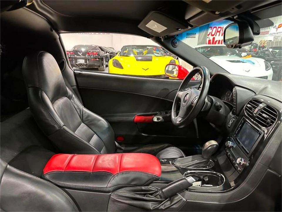 2009 Chevrolet Corvette C6 - Image 13 of 30
