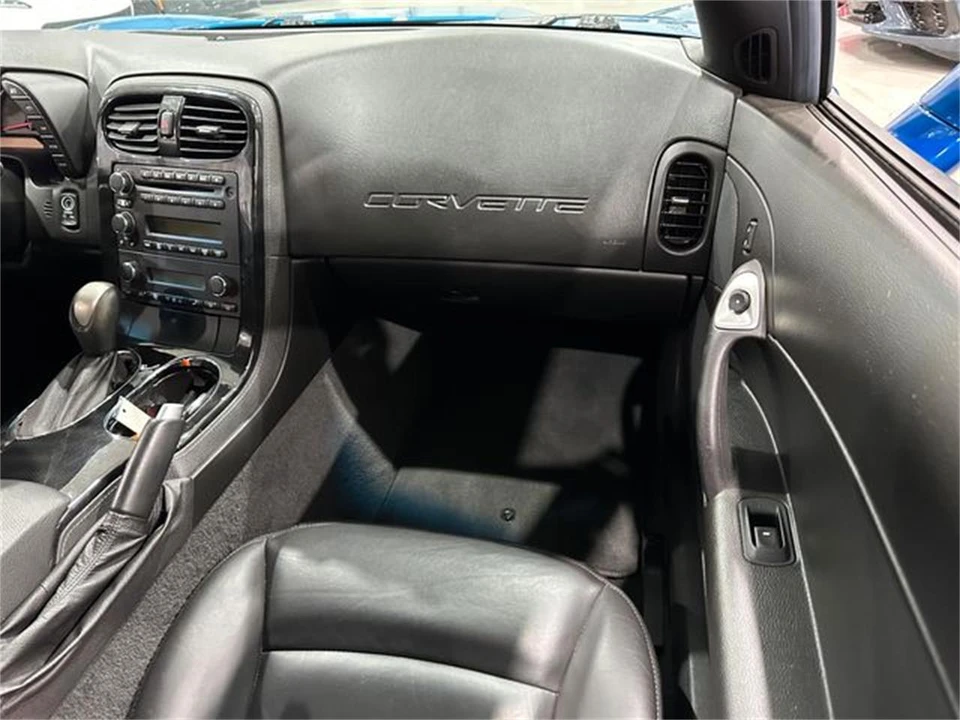 2009 Chevrolet Corvette C6 - Image 12 of 30