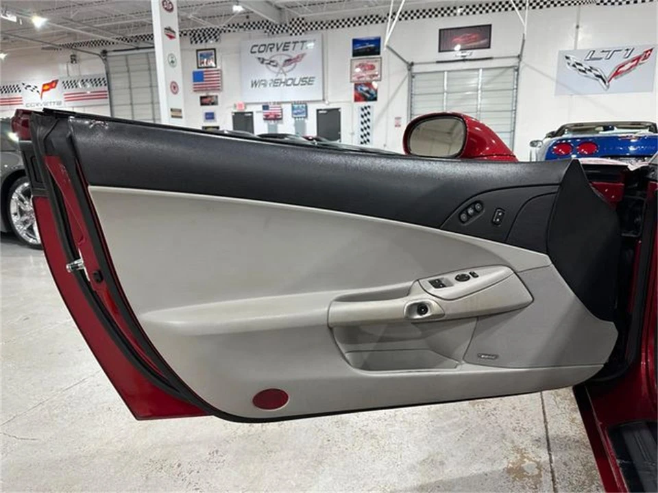 2009 Chevrolet Corvette C6 - Image 14 of 29