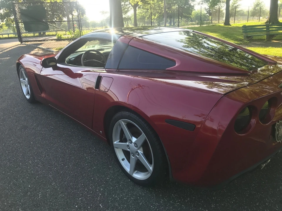 2009 Chevrolet Corvette C6 - Image 6 of 30
