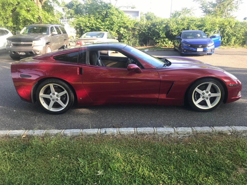 2009 Chevrolet Corvette C6 - Image 9 of 30