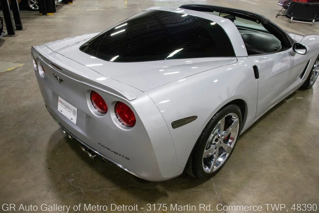 2009 Chevrolet Corvette C6 - Image 16 of 31