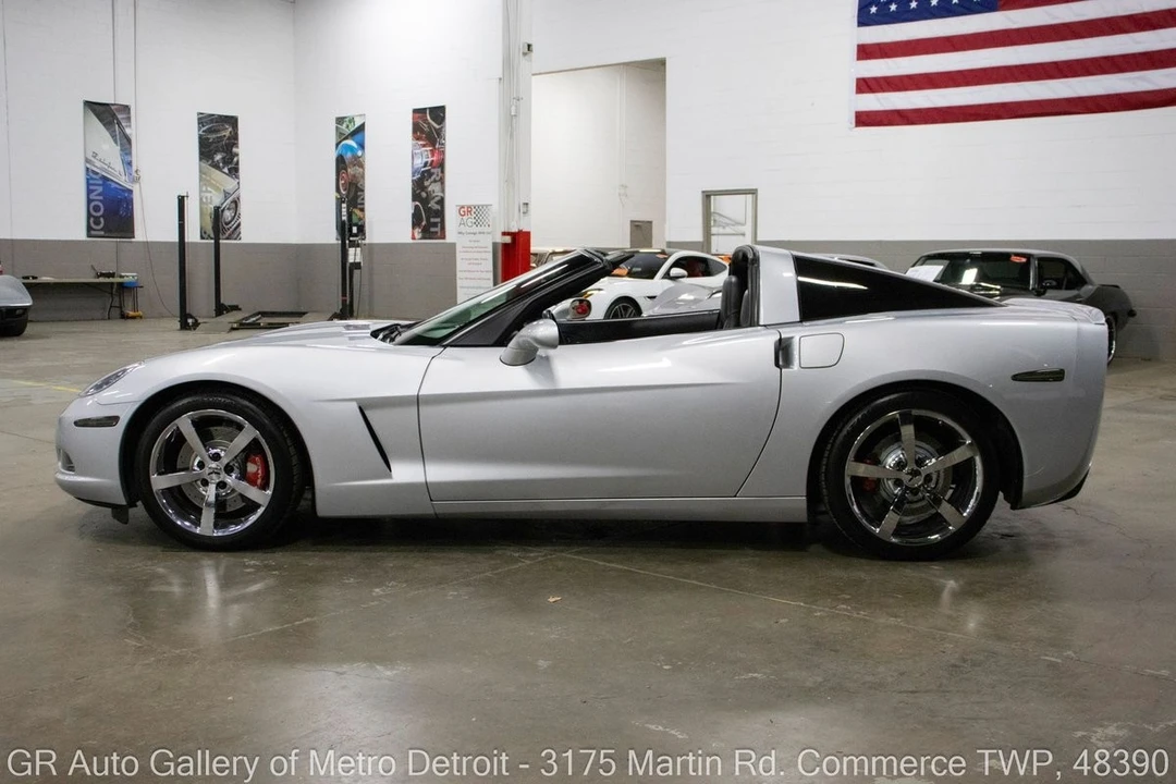 2009 Chevrolet Corvette C6 - Image 4 of 31