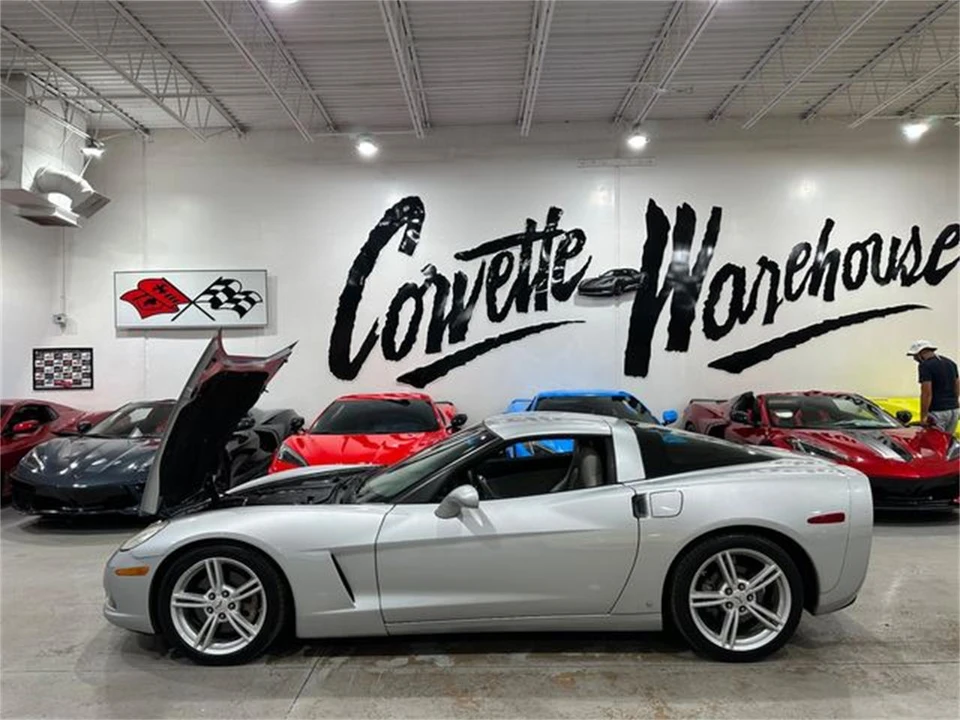 2009 Chevrolet Corvette C6 - Image 2 of 30