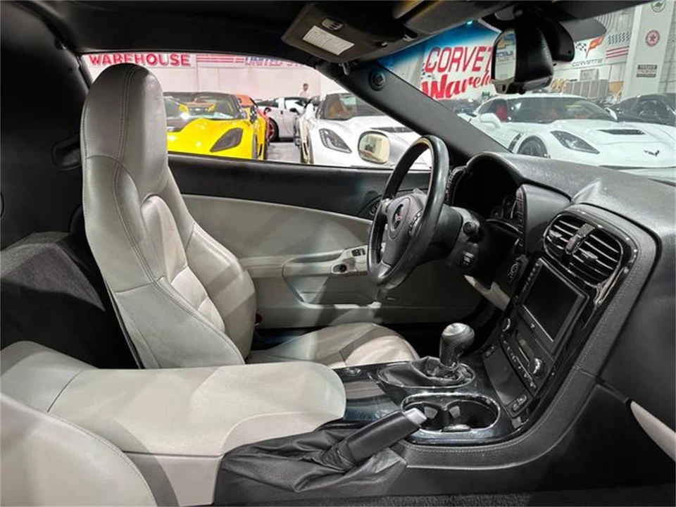 2009 Chevrolet Corvette C6 - Image 14 of 30