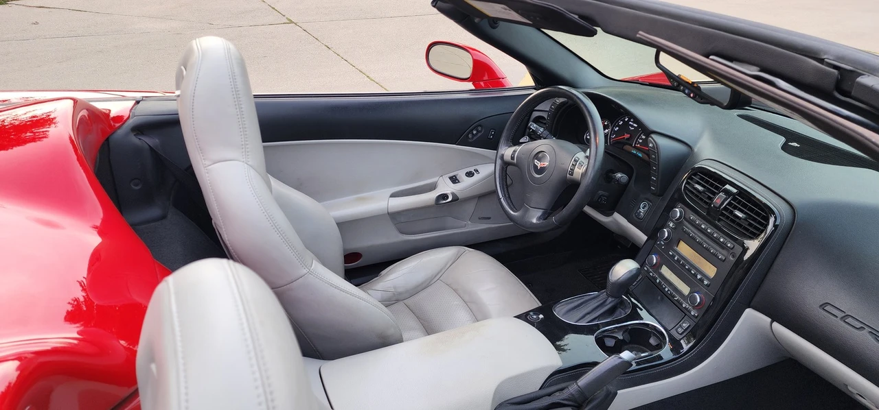 2009 Chevrolet Corvette C6 - Image 17 of 21