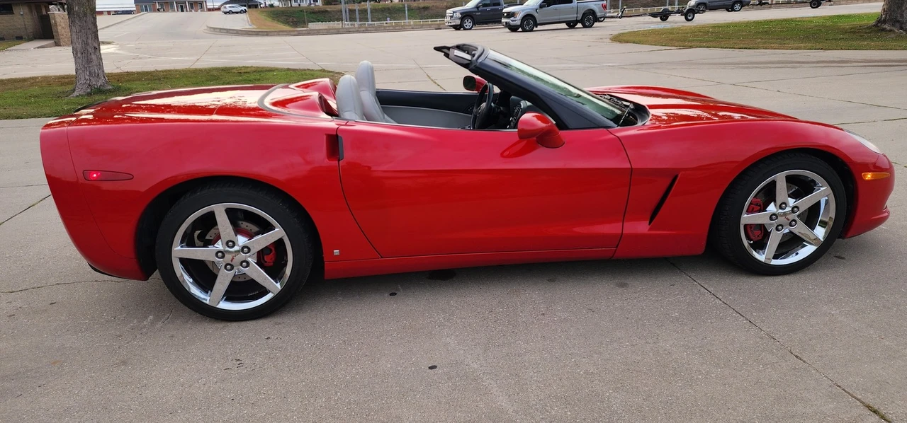 2009 Chevrolet Corvette C6 - Image 11 of 21