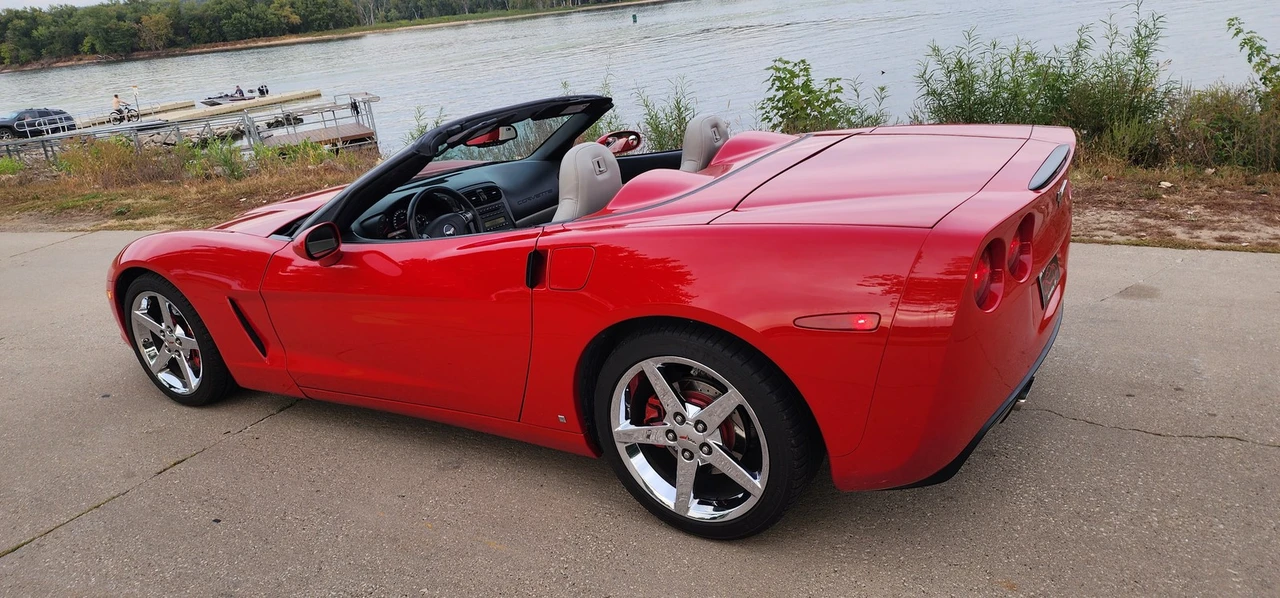 2009 Chevrolet Corvette C6 - Image 7 of 21