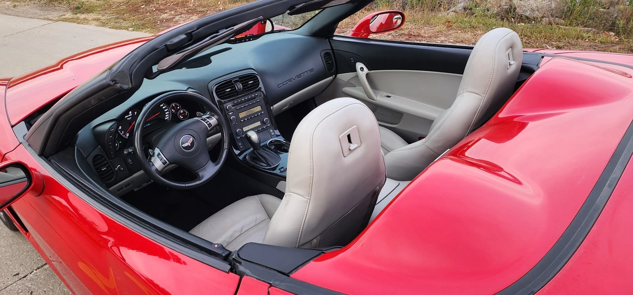 2009 Chevrolet Corvette C6 - Image 18 of 21