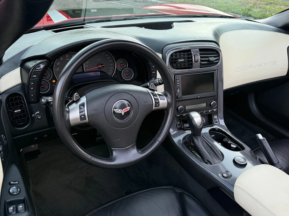 2009 Chevrolet Corvette C6 - Image 14 of 21