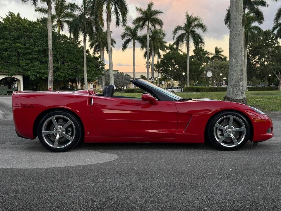 2009 Chevrolet Corvette C6 - Image 9 of 21