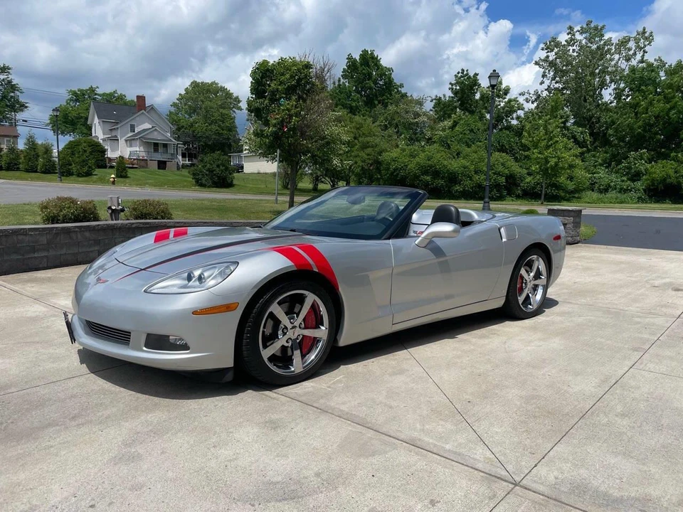 2009 Chevrolet Corvette C6 - Image 2 of 31