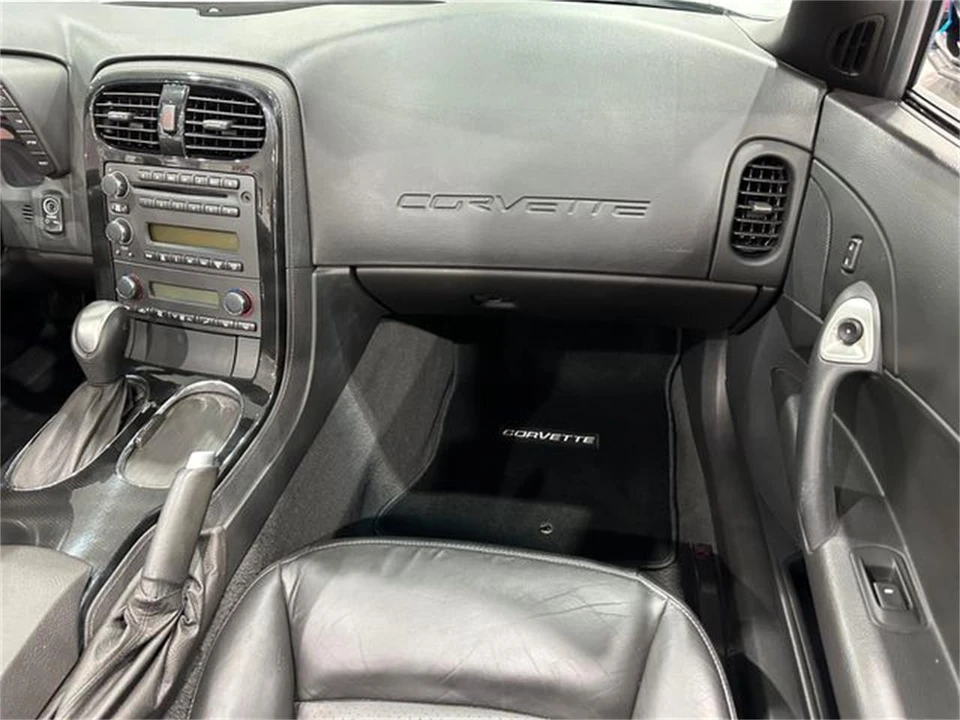 2009 Chevrolet Corvette C6 - Image 15 of 30