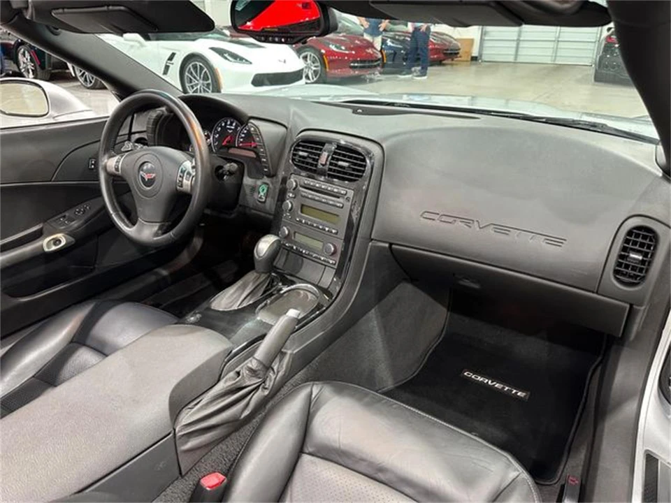 2009 Chevrolet Corvette C6 - Image 12 of 30