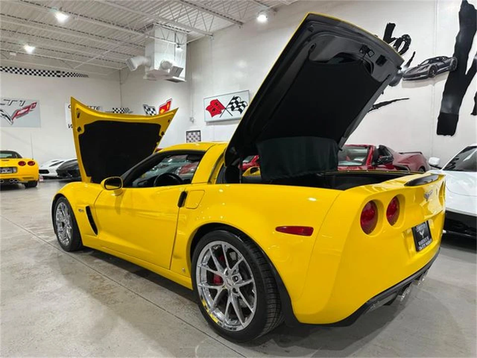 2009 Chevrolet Corvette C6 - Image 20 of 30