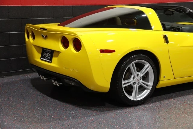2009 Chevrolet Corvette C6 - Image 12 of 21