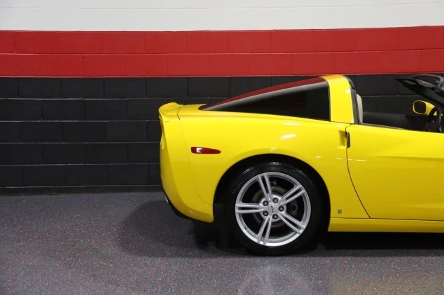 2009 Chevrolet Corvette C6 - Image 7 of 21