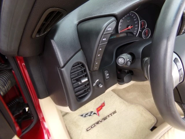 2009 Chevrolet Corvette C6 - Image 16 of 29