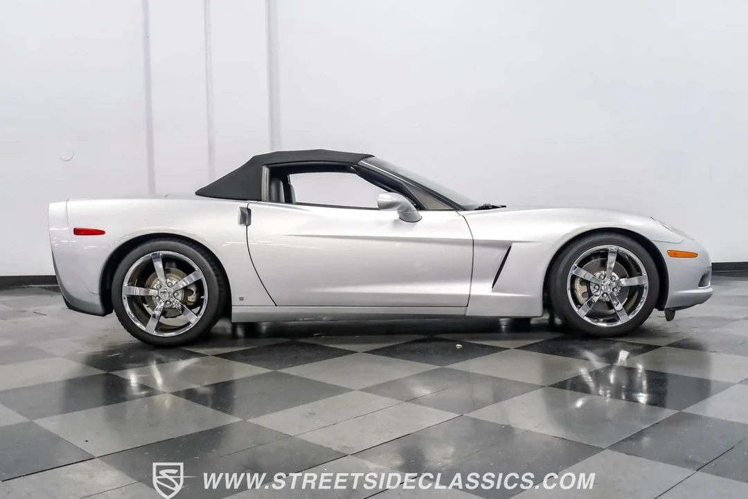 2009 Chevrolet Corvette C6 - Image 14 of 21