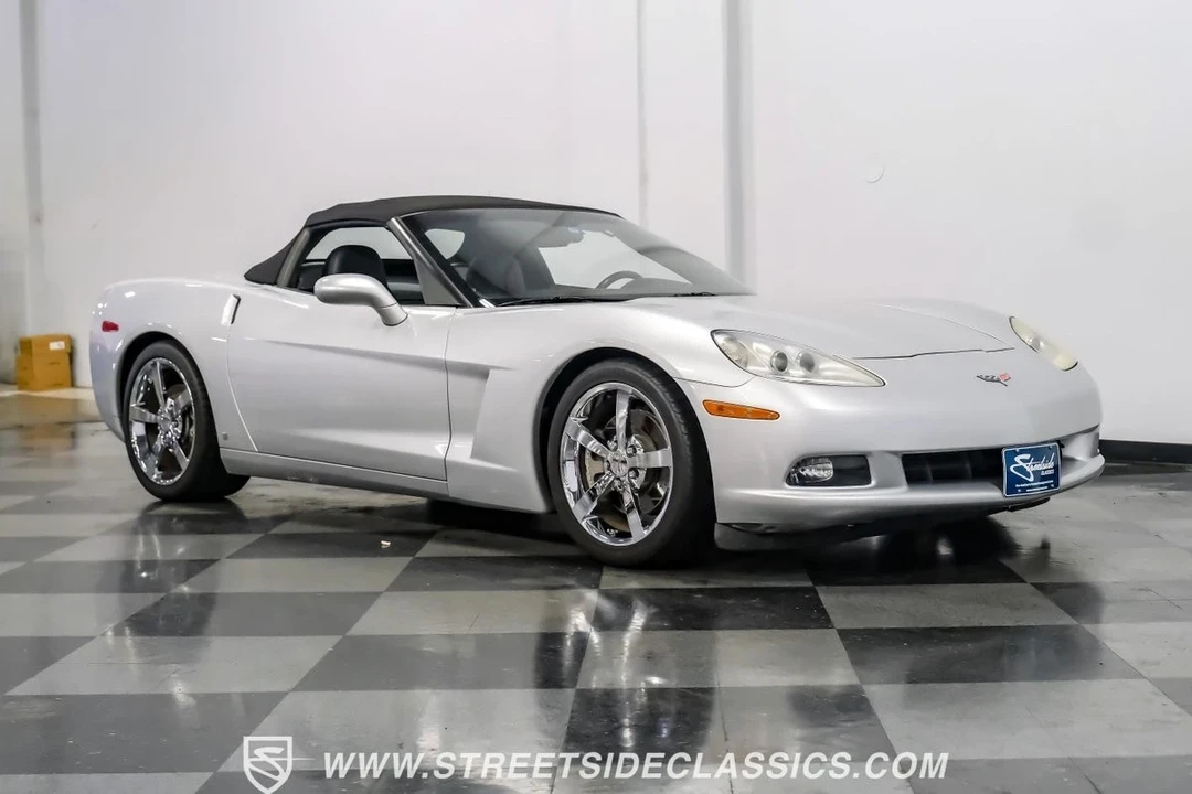 2009 Chevrolet Corvette C6 - Image 16 of 21