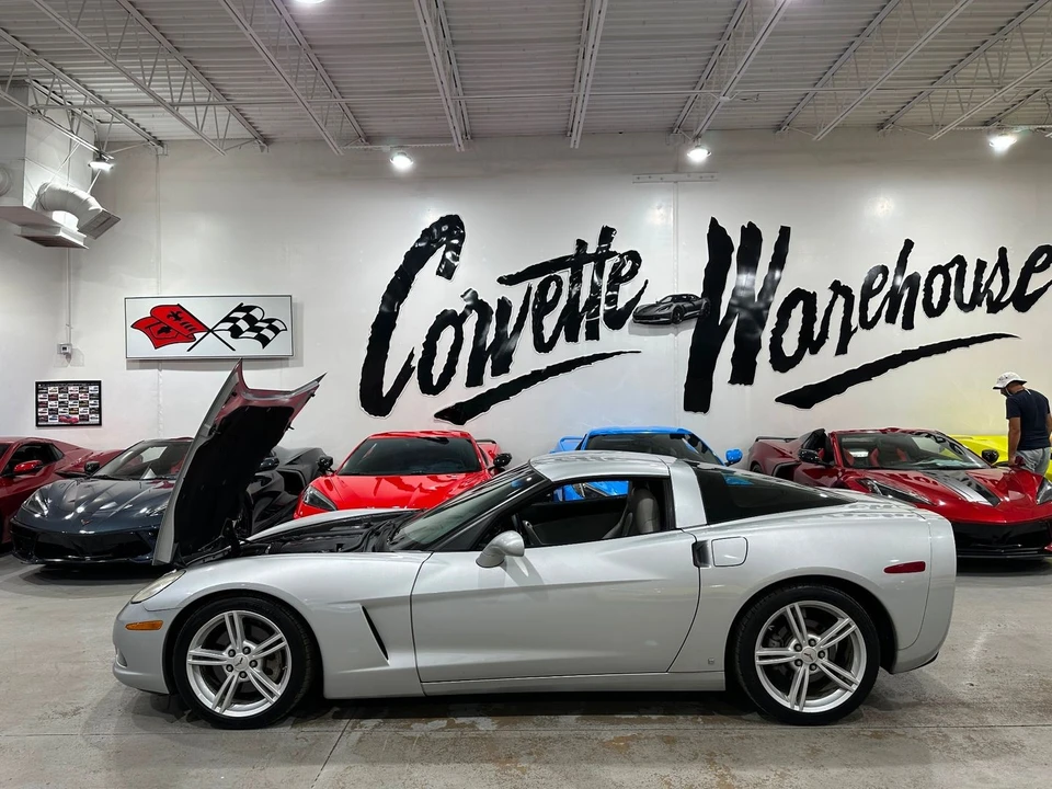 2009 Chevrolet Corvette C6 - Image 2 of 21