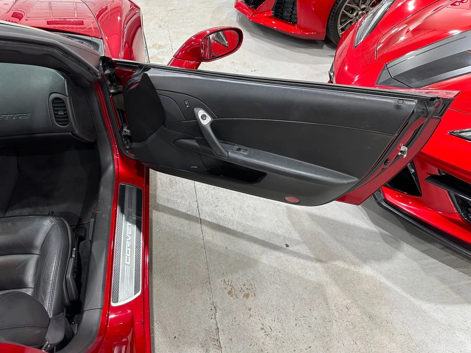 2009 Chevrolet Corvette C6 - Image 16 of 21