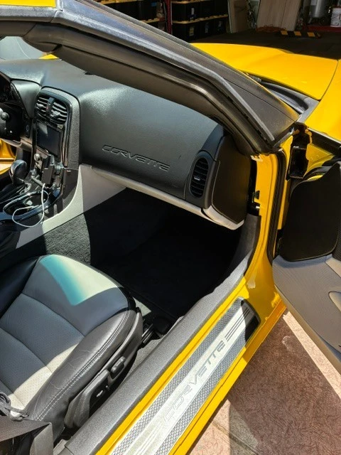 2009 Chevrolet Corvette C6 - Image 24 of 31
