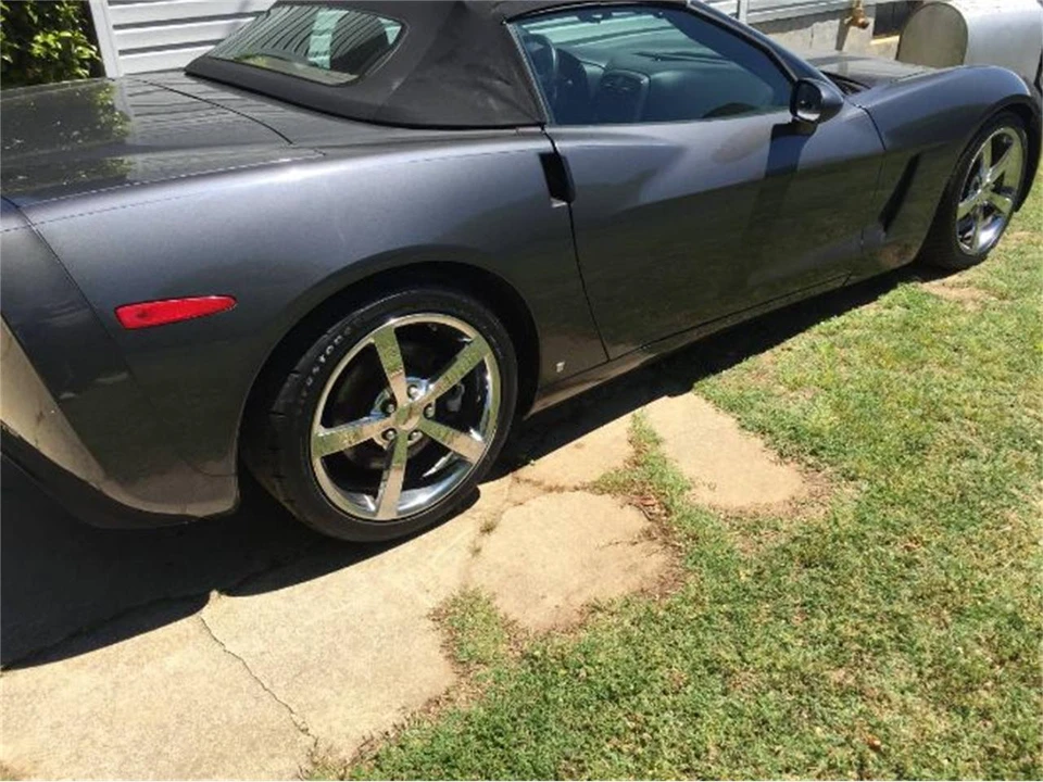 2009 Chevrolet Corvette C6 - Image 8 of 17