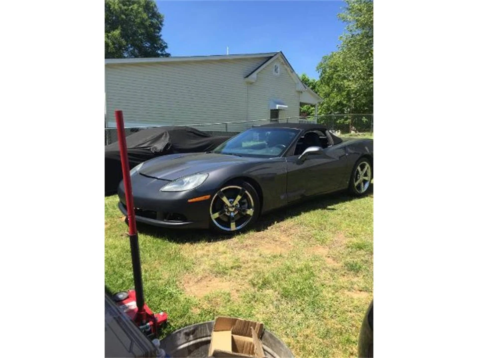 2009 Chevrolet Corvette C6 - Image 12 of 17