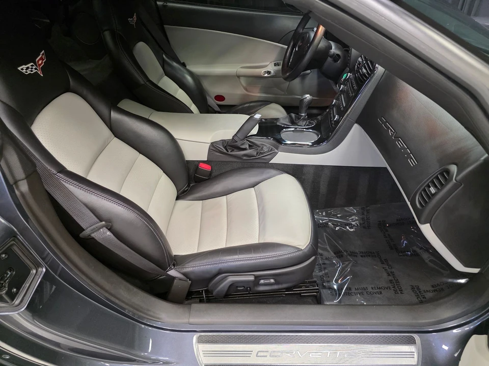 2009 Chevrolet Corvette C6 - Image 28 of 31