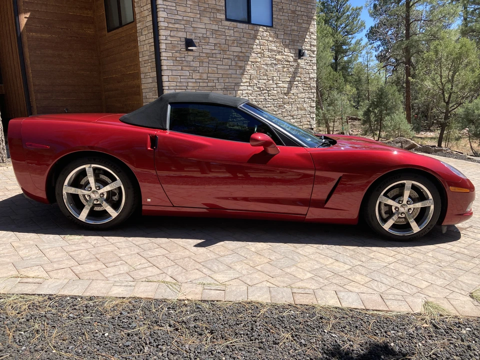2009 Chevrolet Corvette C6 - Image 2 of 31