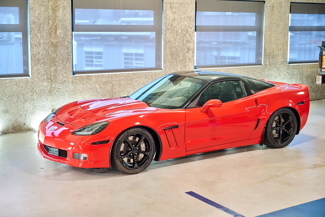 2010 Chevrolet Corvette C6 - Image 11 of 31