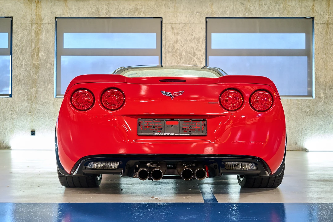 2010 Chevrolet Corvette C6 - Image 13 of 31