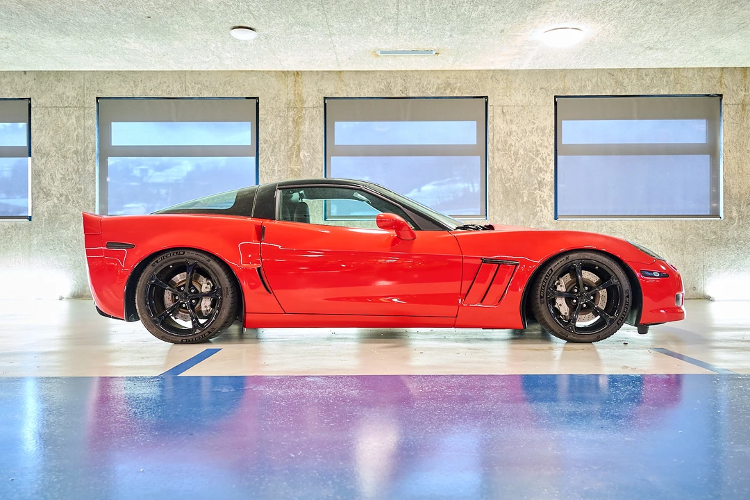 2010 Chevrolet Corvette C6 - Image 8 of 31