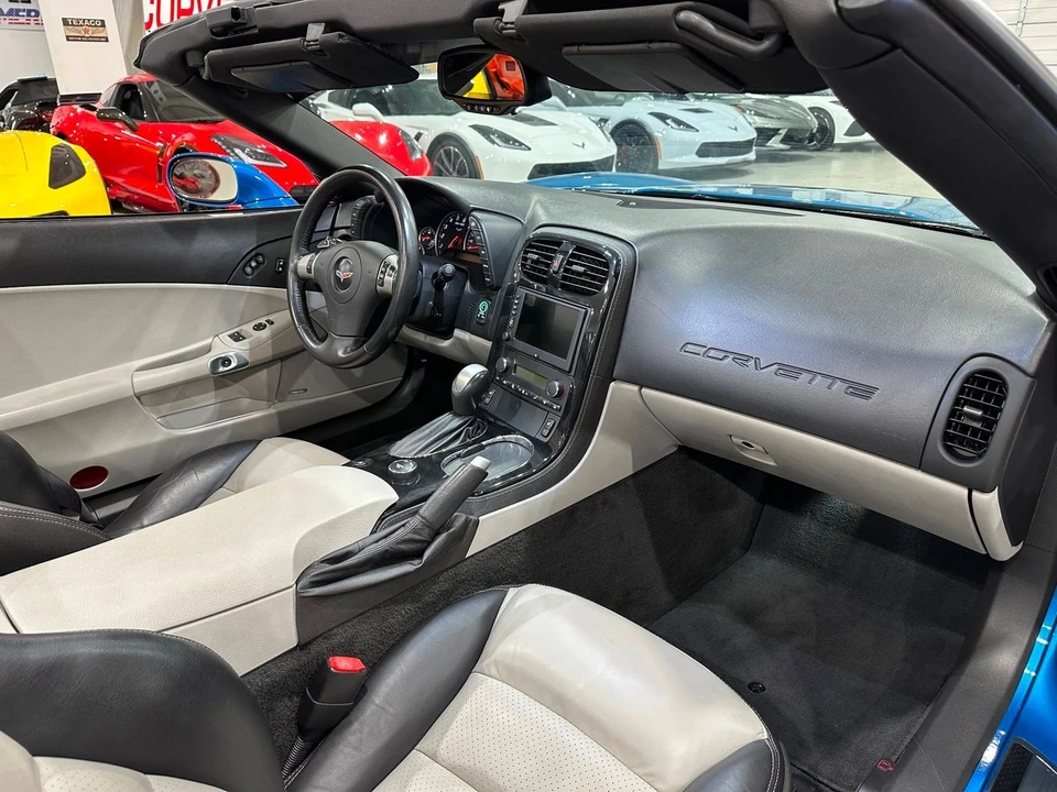 2009 Chevrolet Corvette C6 - Image 10 of 21