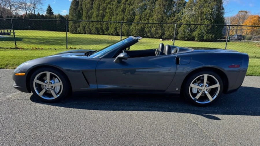 2009 Chevrolet Corvette C6 - Image 2 of 28