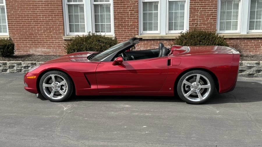 2009 Chevrolet Corvette C6 - Image 2 of 13