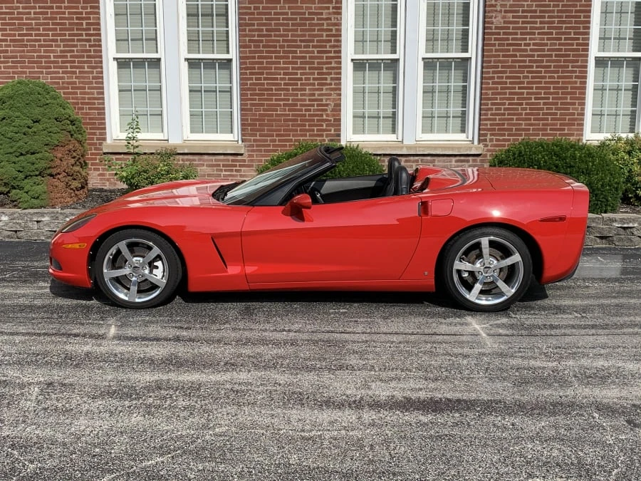 2009 Chevrolet Corvette C6 - Image 2 of 10