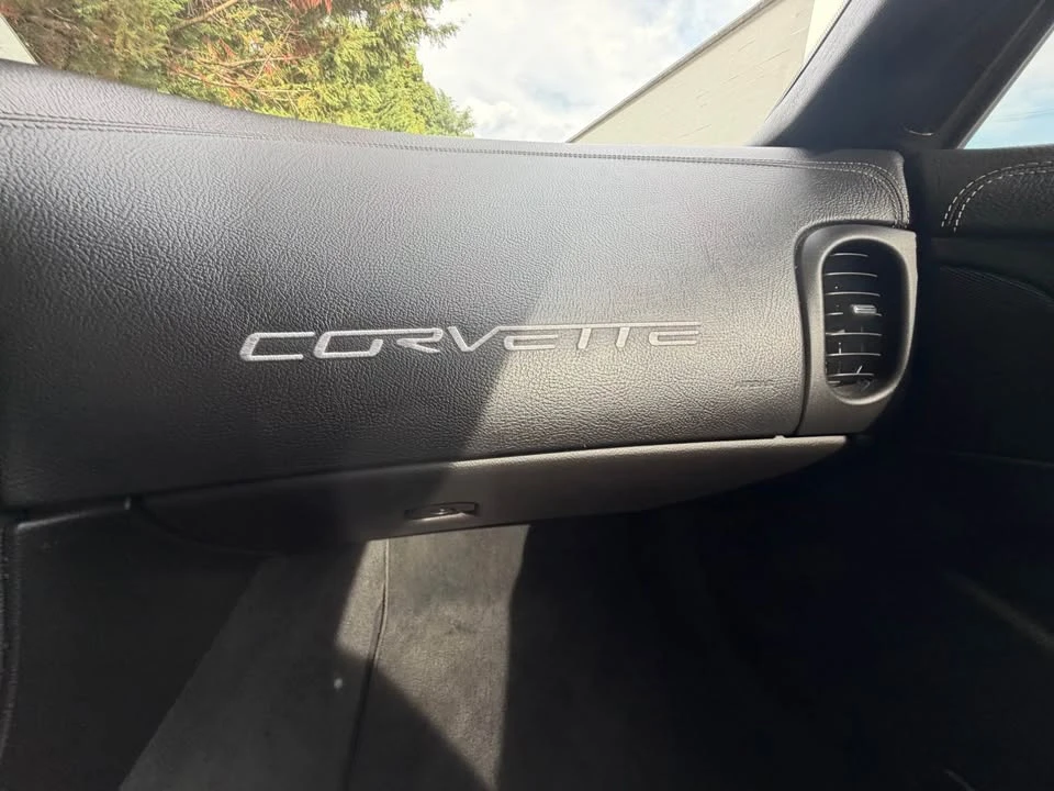 2009 Chevrolet Corvette C6 - Image 14 of 16