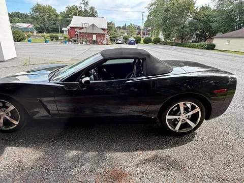 2009 Chevrolet Corvette Convertible 2D