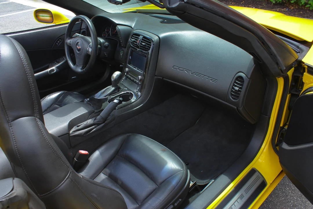2009 Chevrolet Corvette C6 - Image 12 of 31
