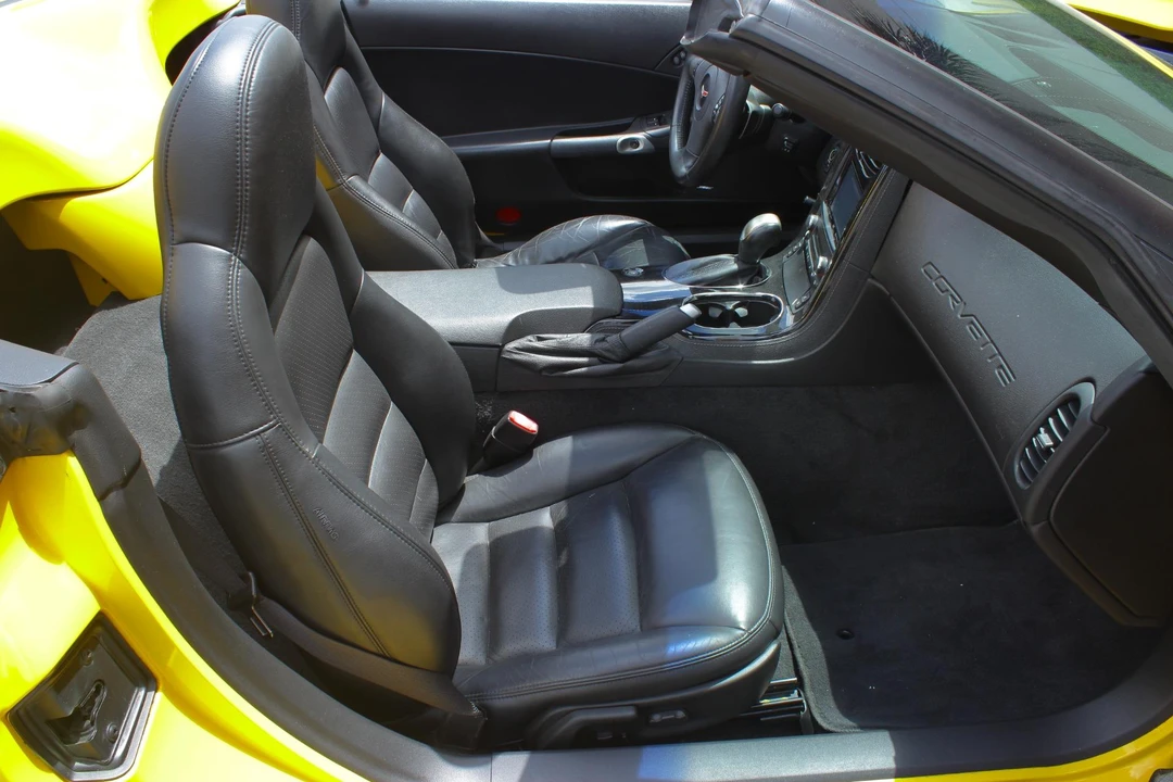 2009 Chevrolet Corvette C6 - Image 12 of 31