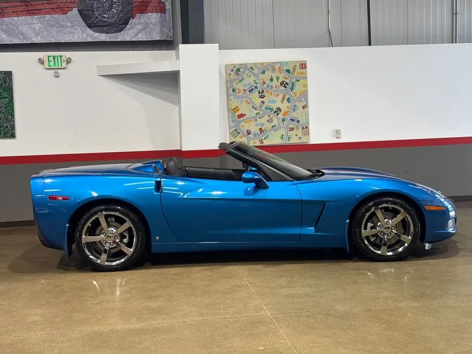 2009 Chevrolet Corvette C6 - Image 2 of 17