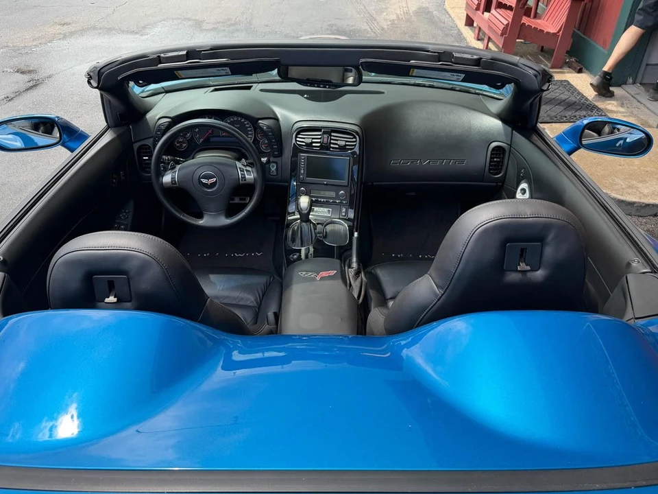 2009 Chevrolet Corvette C6 - Image 24 of 31